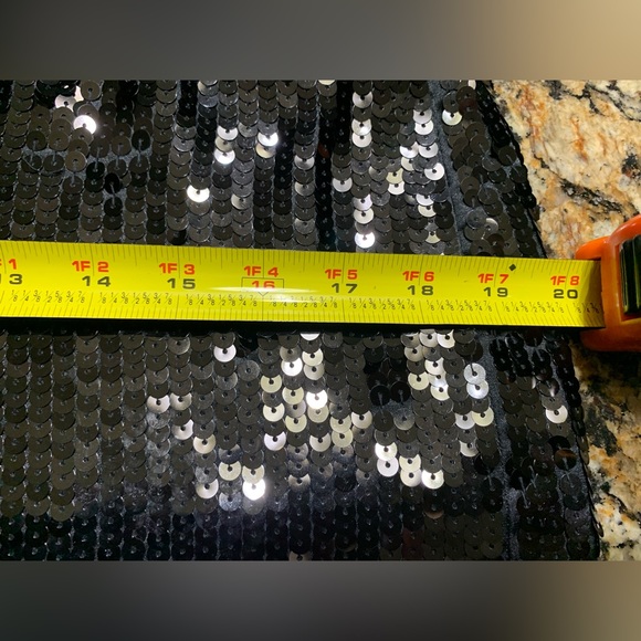 NWT-Express Design Studio Black Sequin Mini Skirt. Size 6. - Picture 13 of 13